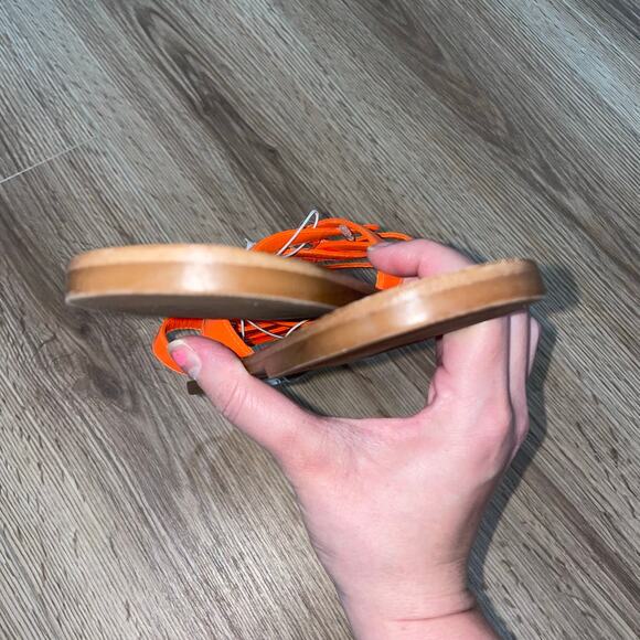 Schutz Lyta Patent Leather Sandal in Orange Size 10 - Picture 6 of 6